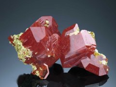 IRAN_12_2016_0200-OK_intensiv-rote-Kristallgruppe22-cm.jpg