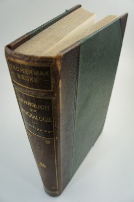 TSCHERMAK G. - Lehrbuch der Mineralogie.